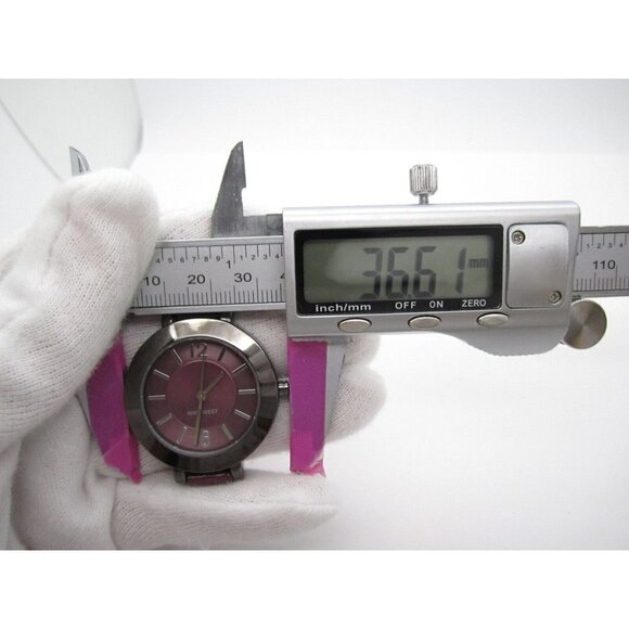 Women's Nine West Quartz WR Analog 36mm Dial Causal Round Watch (F56) - Picture 2 of 9